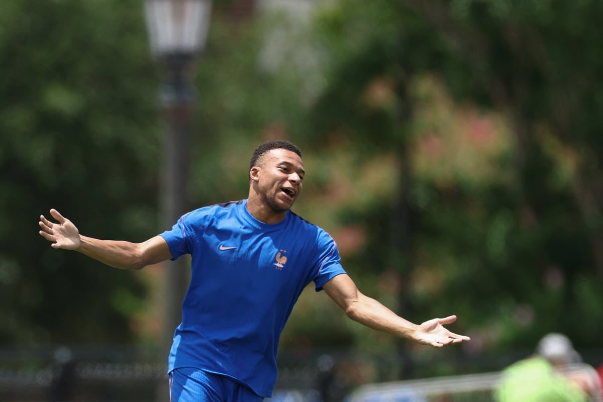 France face Spain in World Cup semi-final with midfield injury concerns