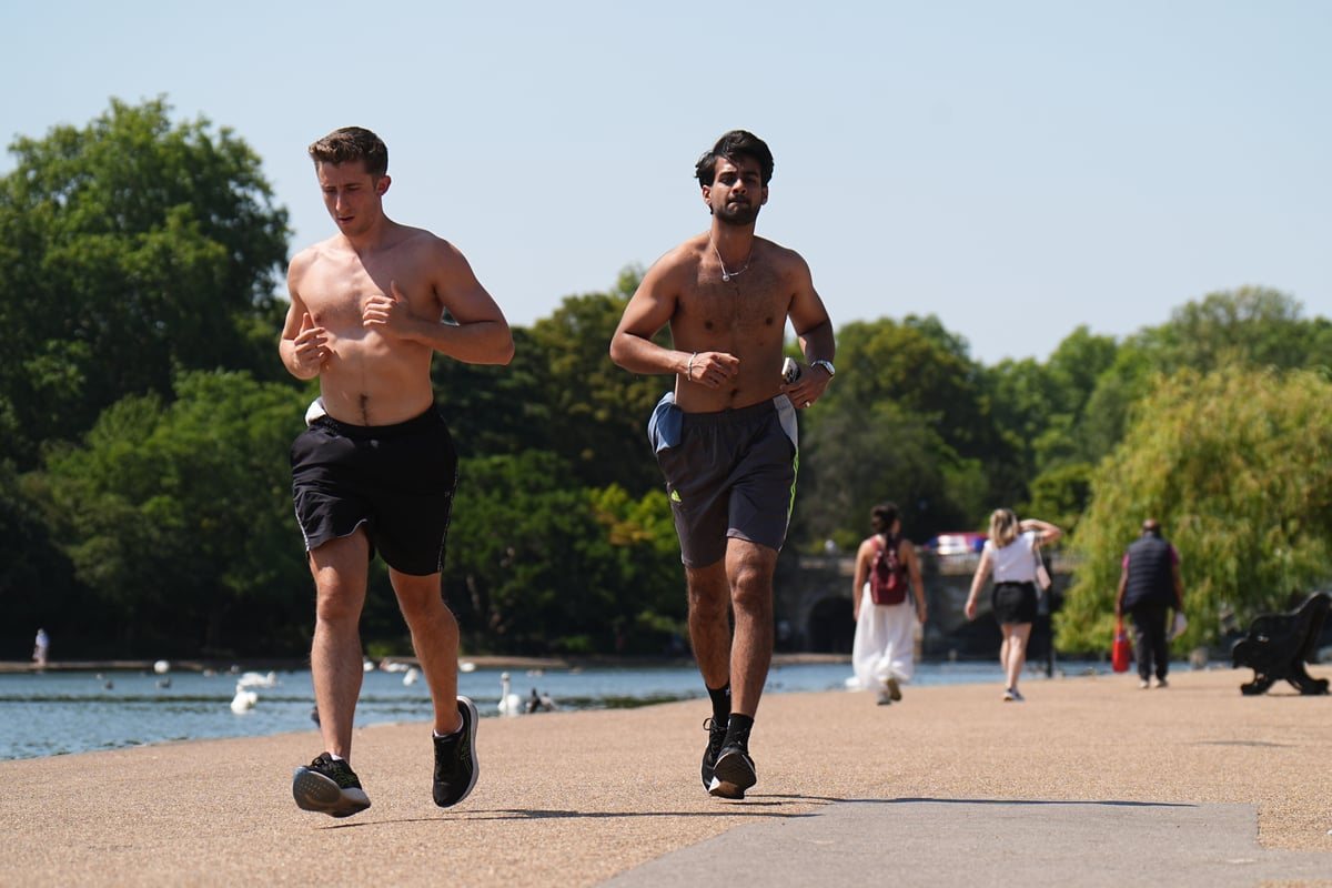 Amber heat-health alert for London as temperatures forecast to hit 31C