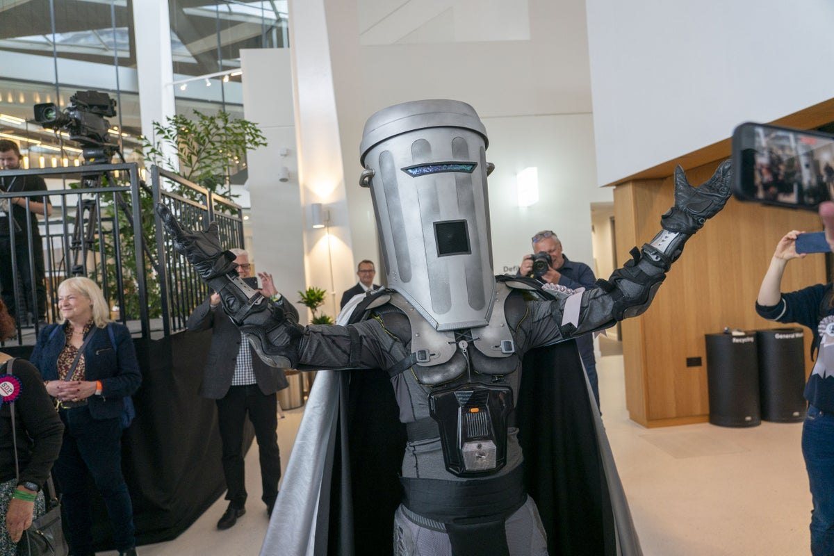 Count Binface challenges Farage in Clacton by-election with 34 candidates on ballot