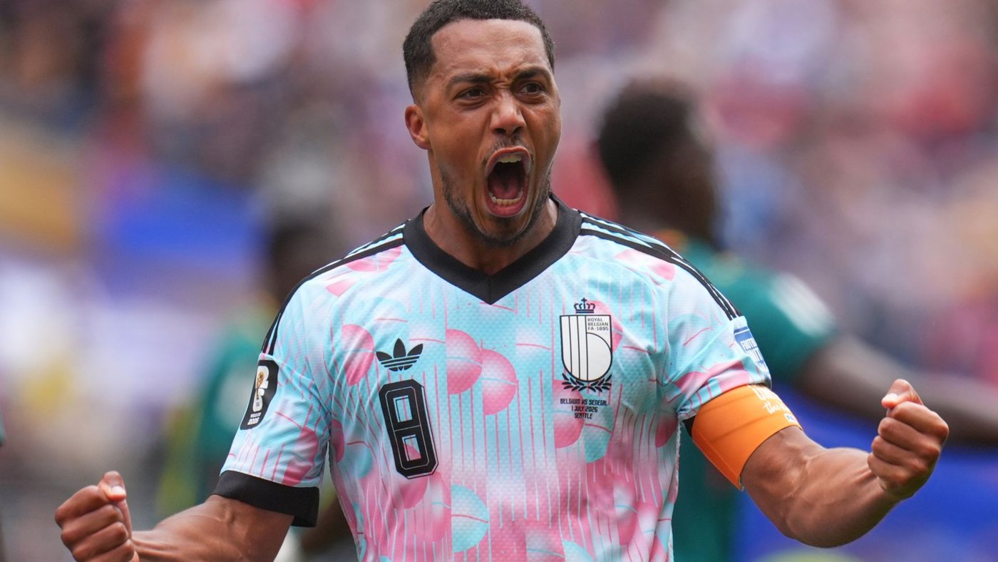 Tielemans' controversial extra-time penalty sends Belgium past Senegal